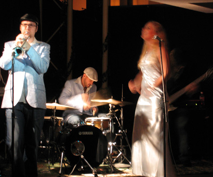 Funkservice International in Canada